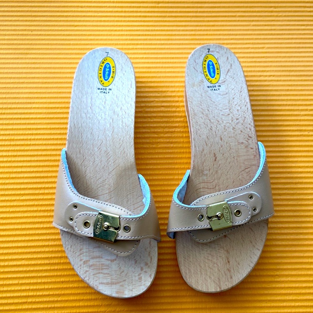 NWOB Dr. Scholl’s Classic Slip-on Wood Clogs Size 7